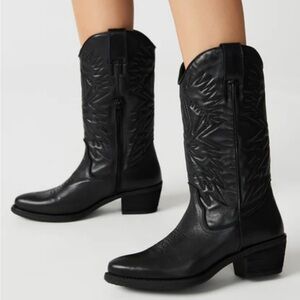 NWOB Steve Madden Hayward boot